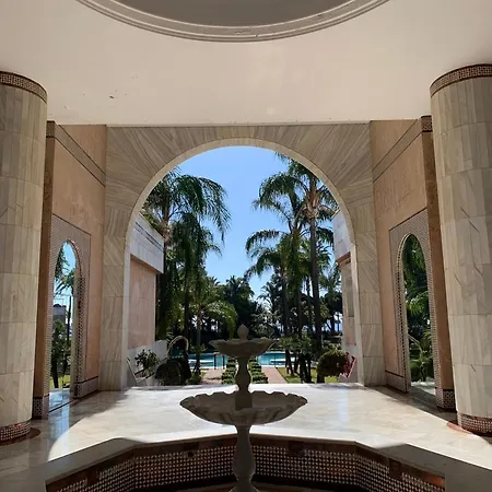 Banus I Puerto Banus Front, Gray D'albion, Gardens, Pool Apartment Marbella