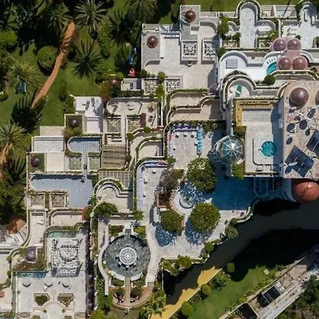 Banus I Puerto Banus Front, Gray D'albion, Gardens, Pool *