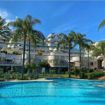 Banus I Puerto Banus Front, Gray D'albion, Gardens, Pool Marbella