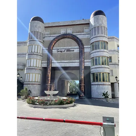 Apartment Banus I Puerto Banus Front, Gray D'albion, Gardens, Pool Marbella