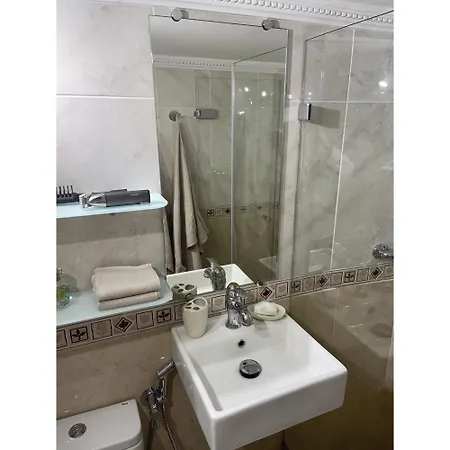 Banus I Puerto Banus Front, Gray D'albion, Gardens, Pool Apartment *